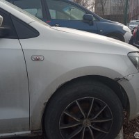 Переднее правое крыло