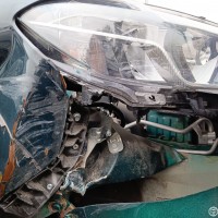 Правая фара