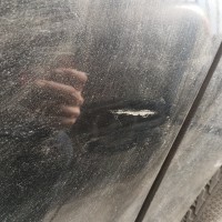 Задняя левая дверь