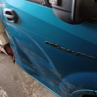 Передняя правая дверь