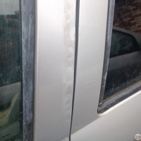 Передняя левая дверь