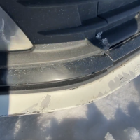 Передний бампер