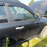 Передняя правая дверь