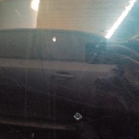 Задняя левая дверь