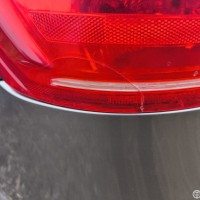 Левый задний фонарь