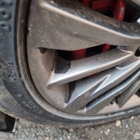 Переднее левое колесо