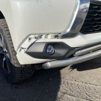 Передний бампер