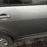 Задняя правая дверь