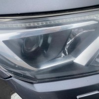 Правая фара