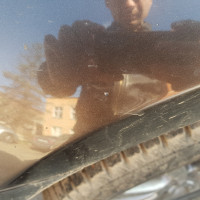 Переднее левое крыло