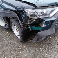 Передний бампер