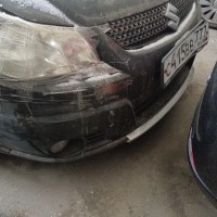 Передний бампер