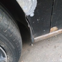 Переднее левое крыло