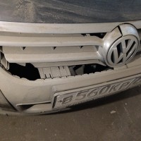 Передний бампер