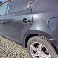 Задняя левая дверь