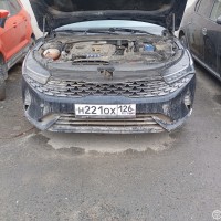 Передний бампер