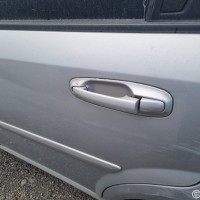 Задняя левая дверь