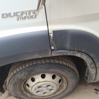 Передняя левая дверь