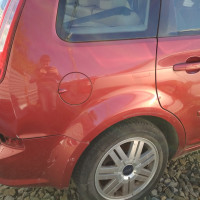 Заднее правое крыло