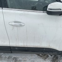 Передняя правая дверь