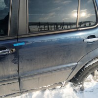 Задняя левая дверь