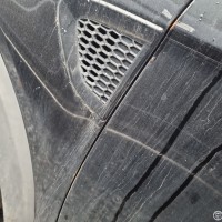 Переднее левое крыло