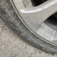 Заднее левое колесо