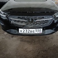 Передний бампер