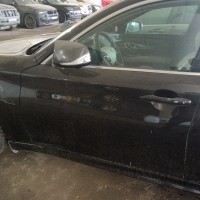 Передняя левая дверь