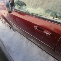 Передняя левая дверь