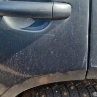 Задняя левая дверь