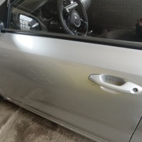 Передняя левая дверь