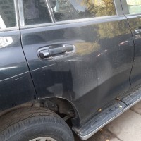 Задняя правая дверь