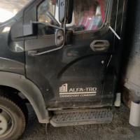 Передняя левая дверь