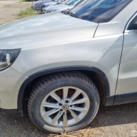 Переднее левое крыло