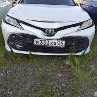 Передний бампер