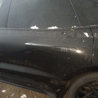 Задняя левая дверь