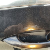 Передняя левая дверь