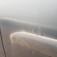 Передняя левая дверь