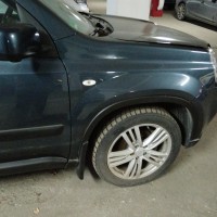 Переднее правое крыло