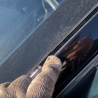 Передняя левая дверь