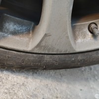 Заднее левое колесо