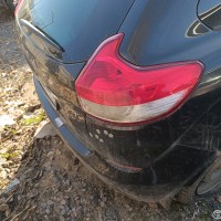 Правый задний фонарь