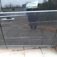 Задняя левая дверь