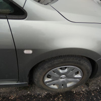 Переднее правое крыло