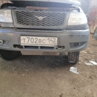 Передний бампер