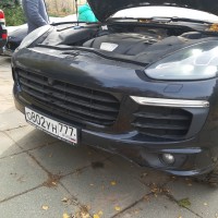 Передний бампер