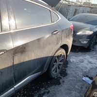 Задняя левая дверь