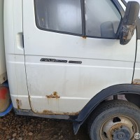 Передняя правая дверь