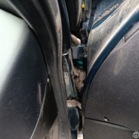 Передняя правая дверь